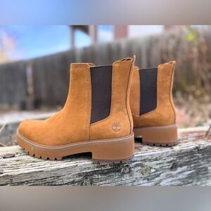 NEW Timberland Womens Carnaby Cool Chelsea Boot - Tan Size 9